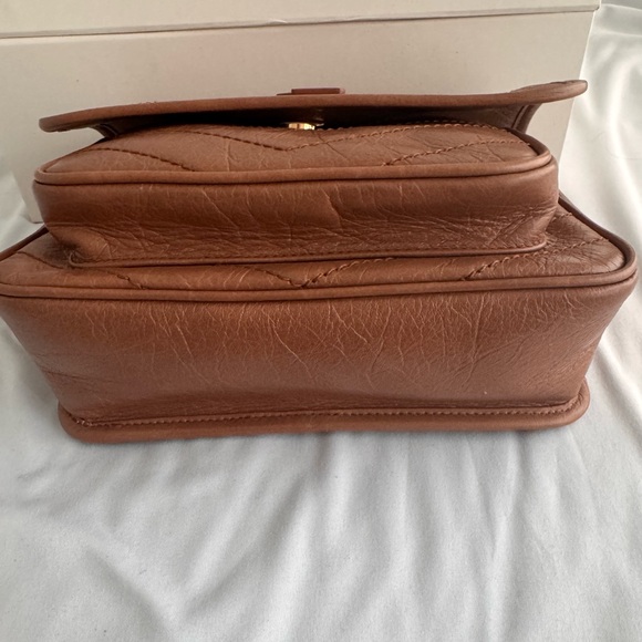 Saint Laurent Niki Vintage Leather Shoulder Bag - Picture 5 of 7